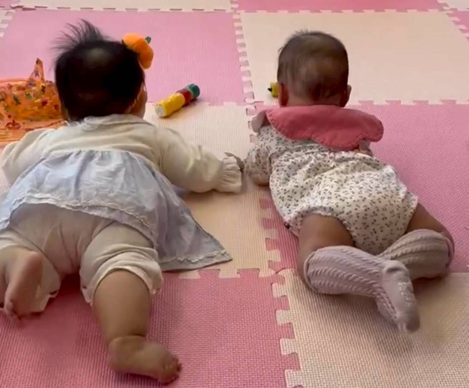 子育て期の親子と日常のイメージ